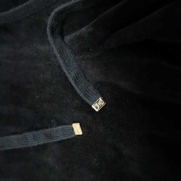Juicy Couture Velour Black Tracksuit Gold Hardware - Picture 10 of 15